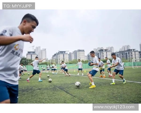 最火新疆足球明星的崛起之路与未来发展展望